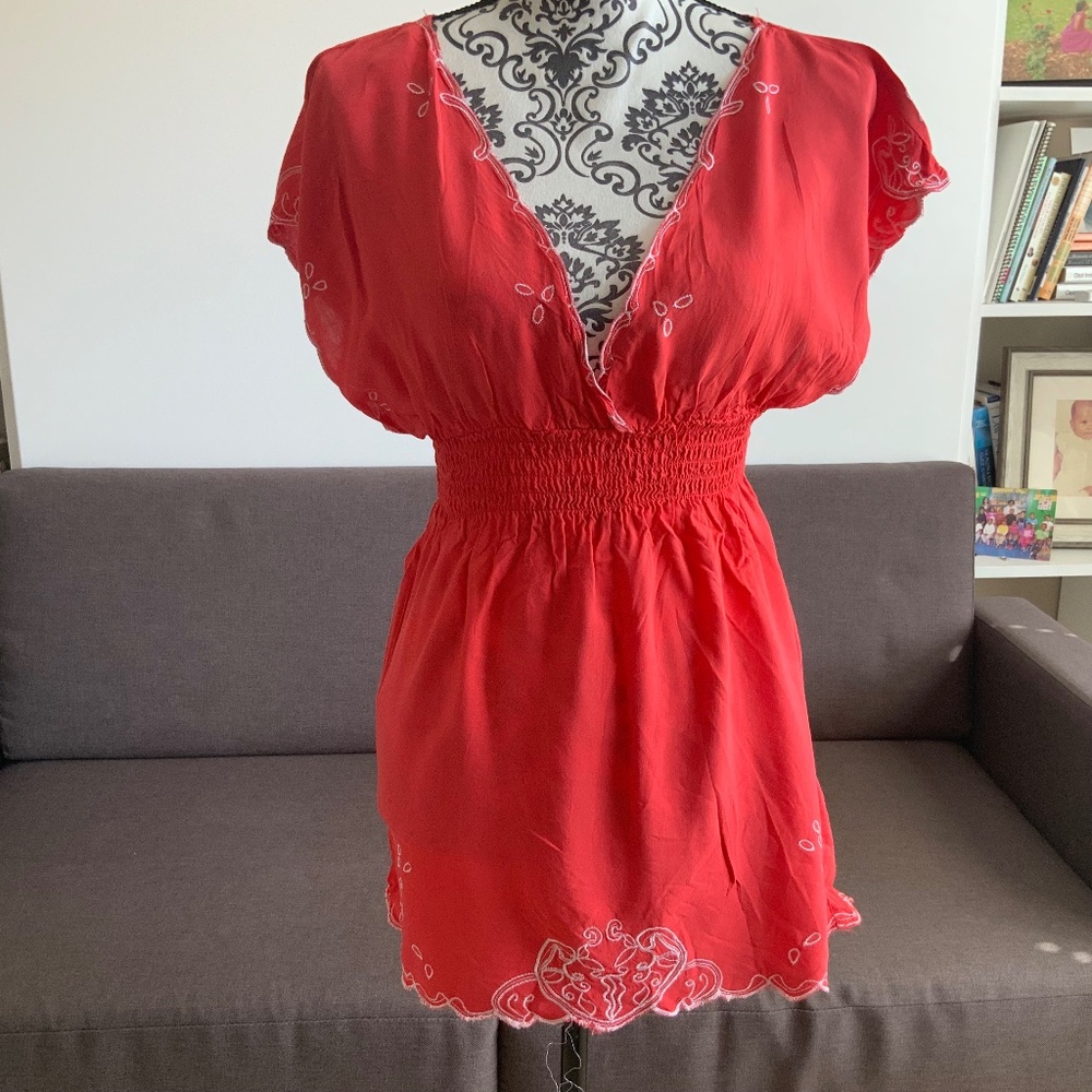Embroidered Charm: Top - Size M